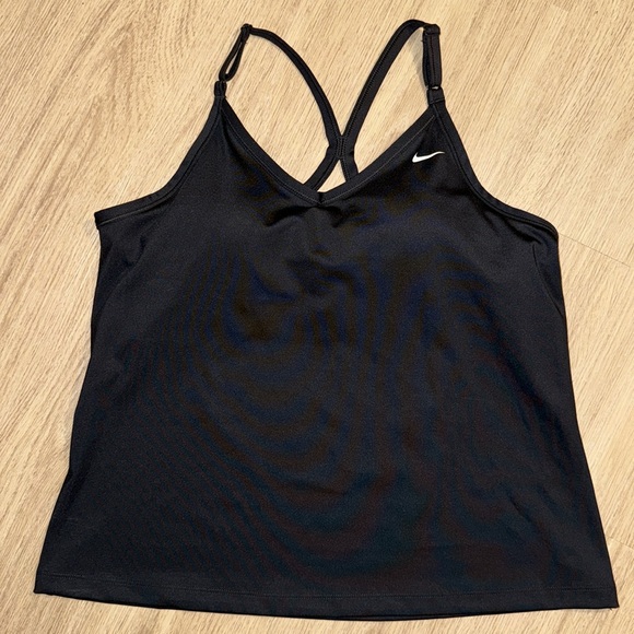 Nike | Woman’s Indy Bra Tank Top - Picture 4 of 10